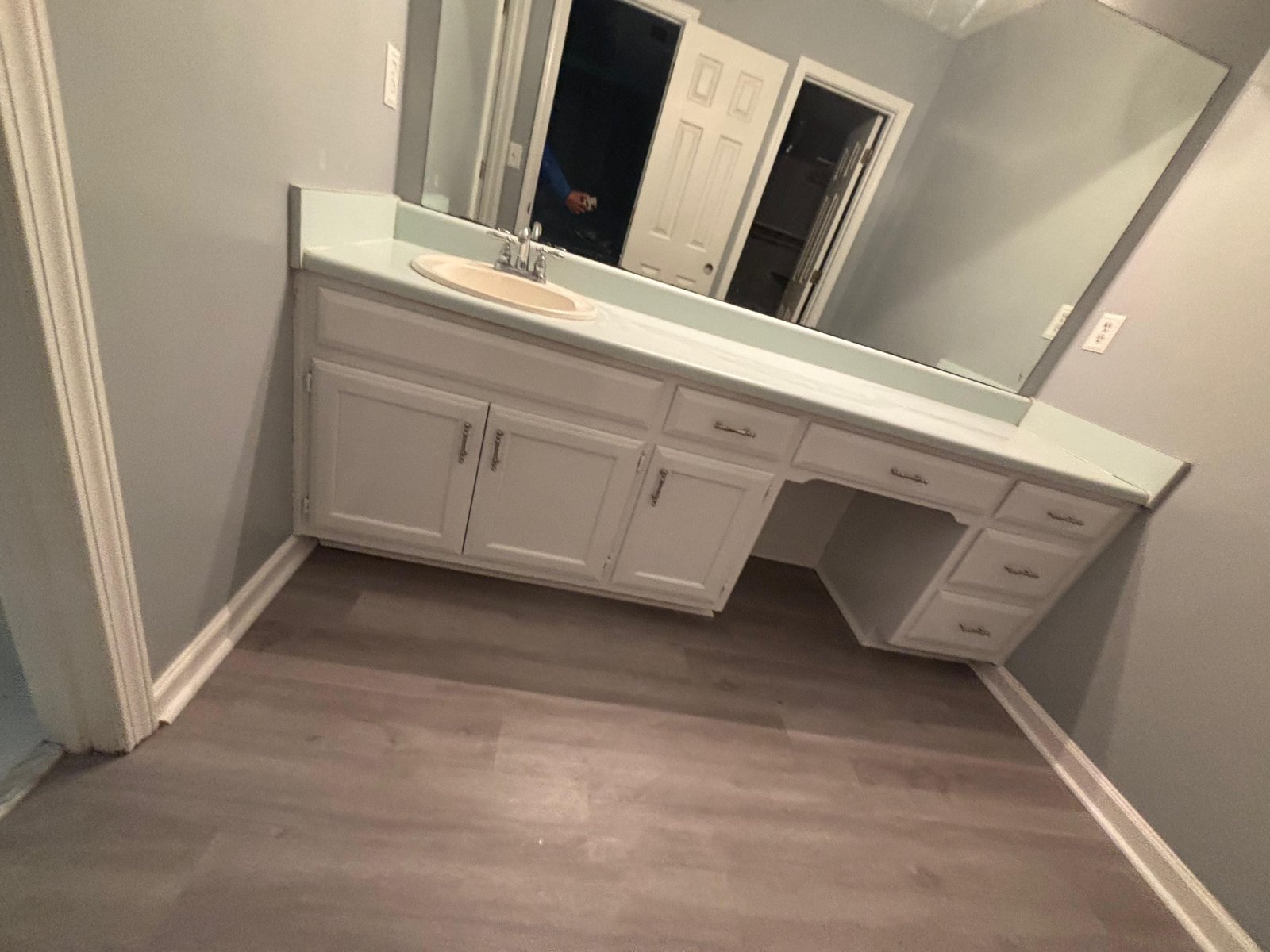 URI Painting & Renovation LLC