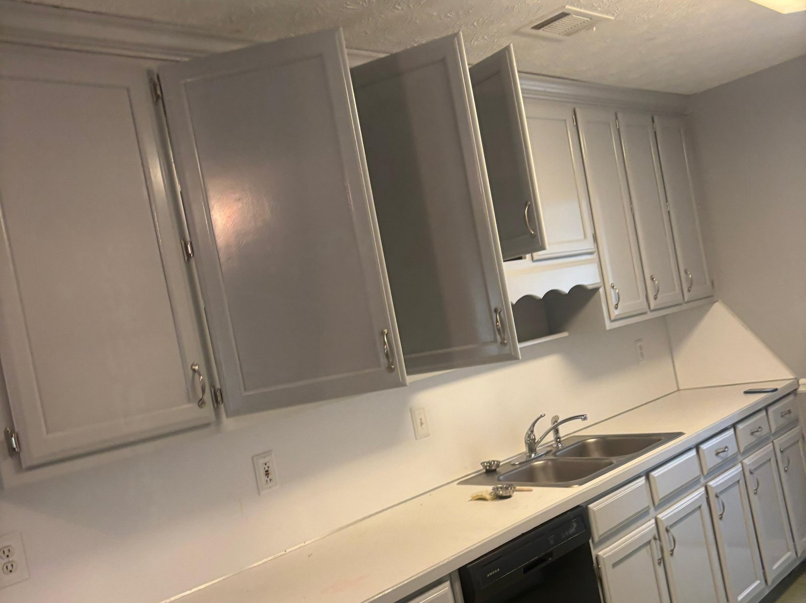 URI Painting & Renovation LLC
